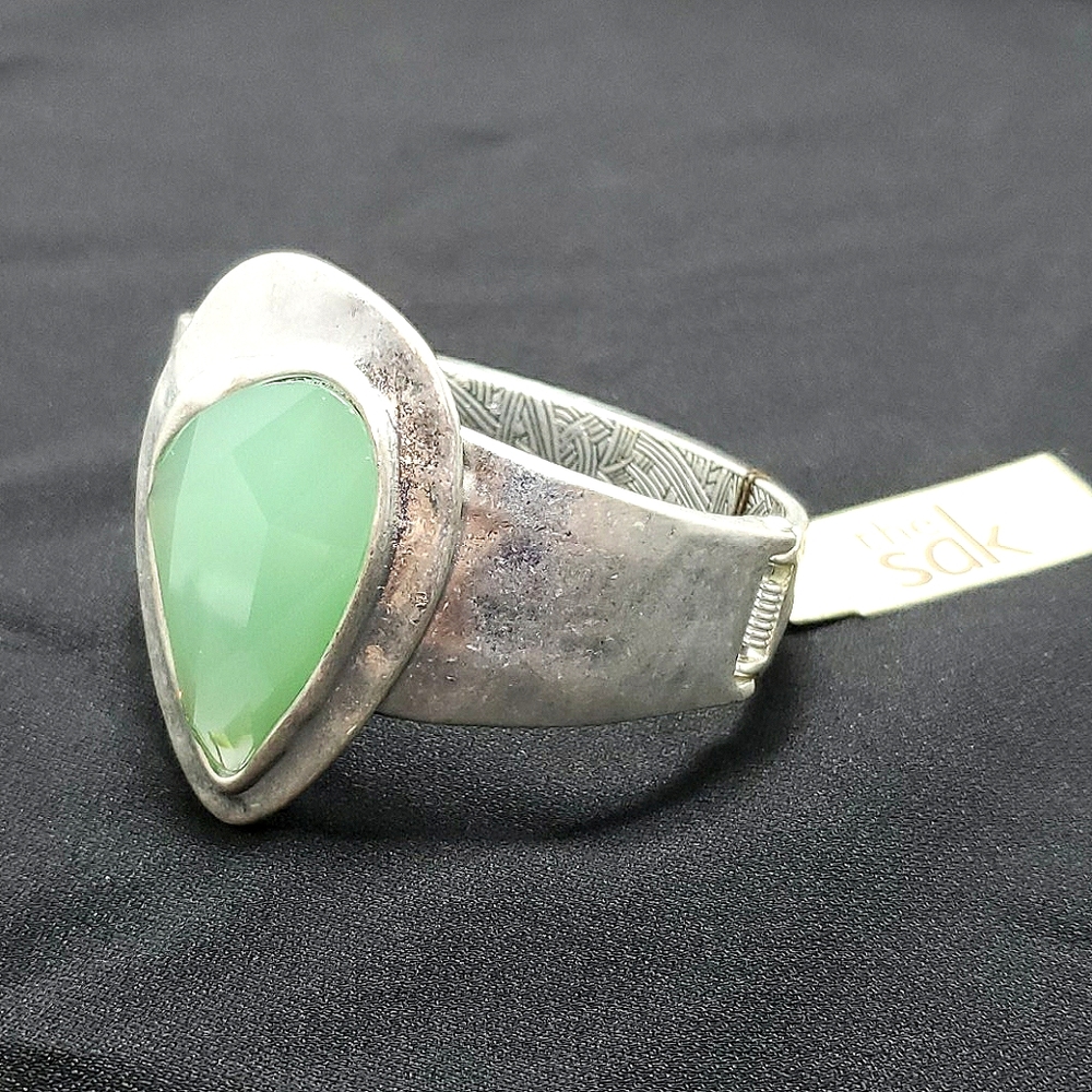 The Sak Silver tone Large Aqua Stone Hinged Bangle Bracelet - Picture 2 of 6